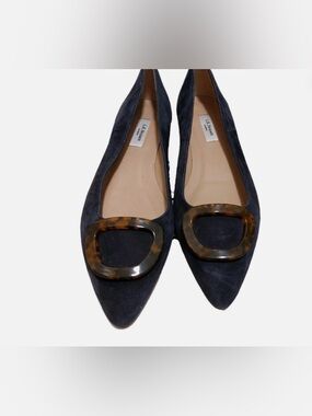 L.K. Bennett Navy Suede Pointed-toe flats With Shell Buckle Size 41